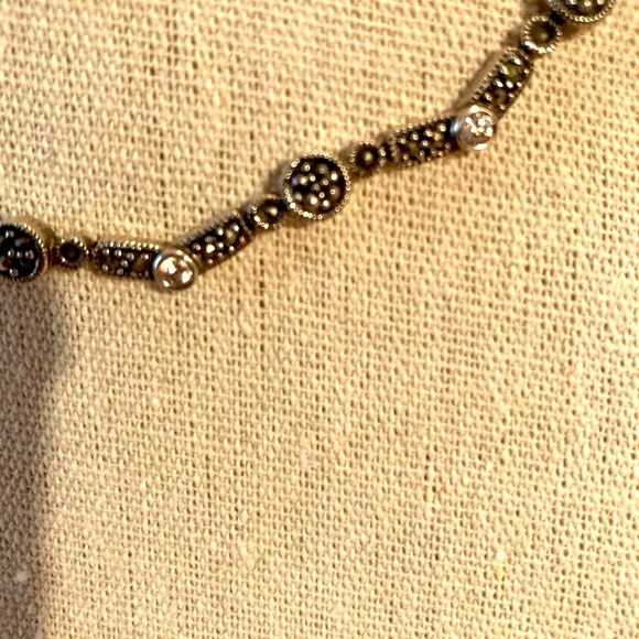 Vintage Sterling Silver Marcasite clear Crystal Choker. 29 grams. - Picture 6 of 12